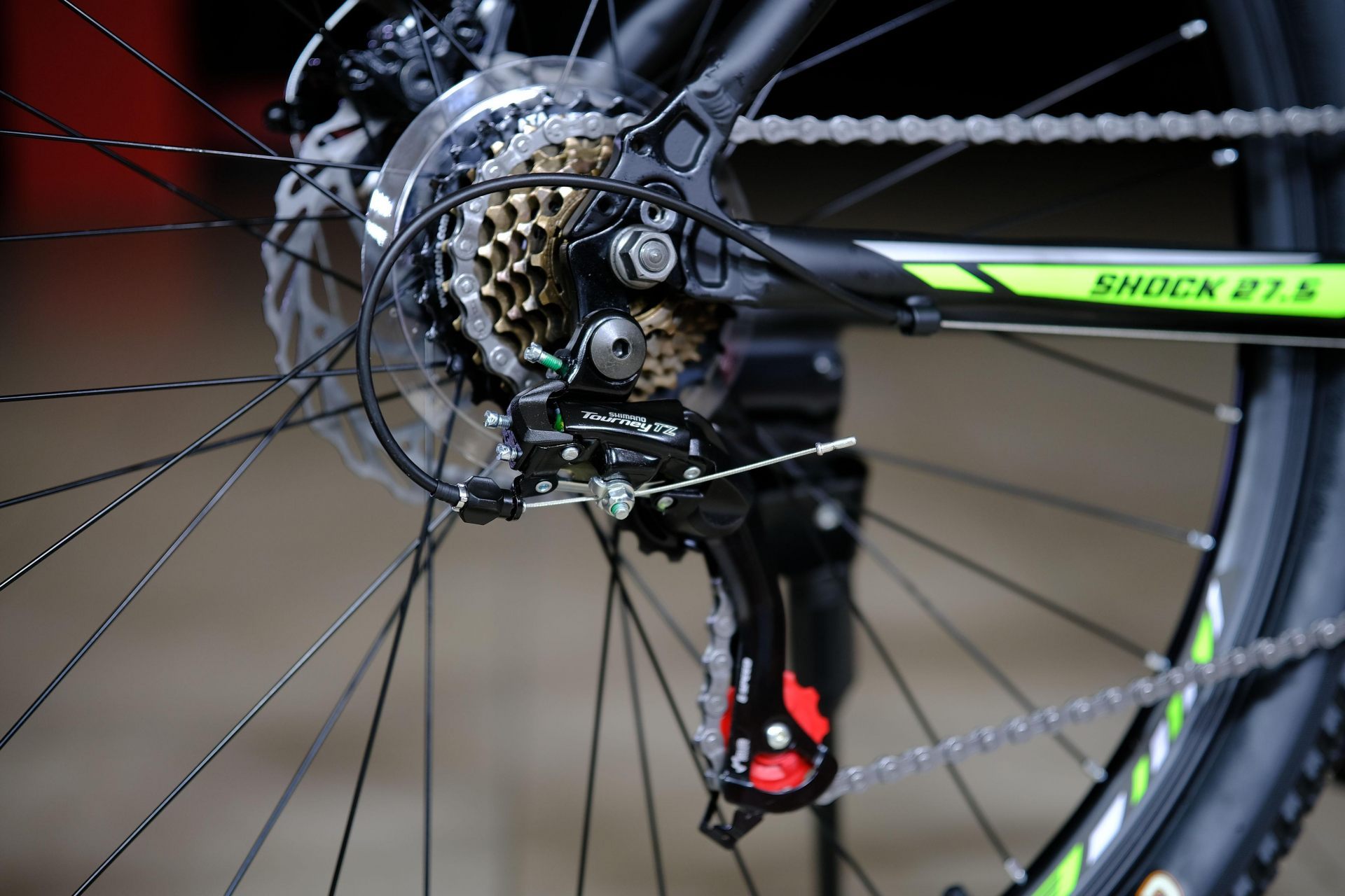 Задний переключатель Shimano Tourney TZ-500 оригинал 
 HOKE Shock 27,5 MD матовый чёрный-зелёный 15